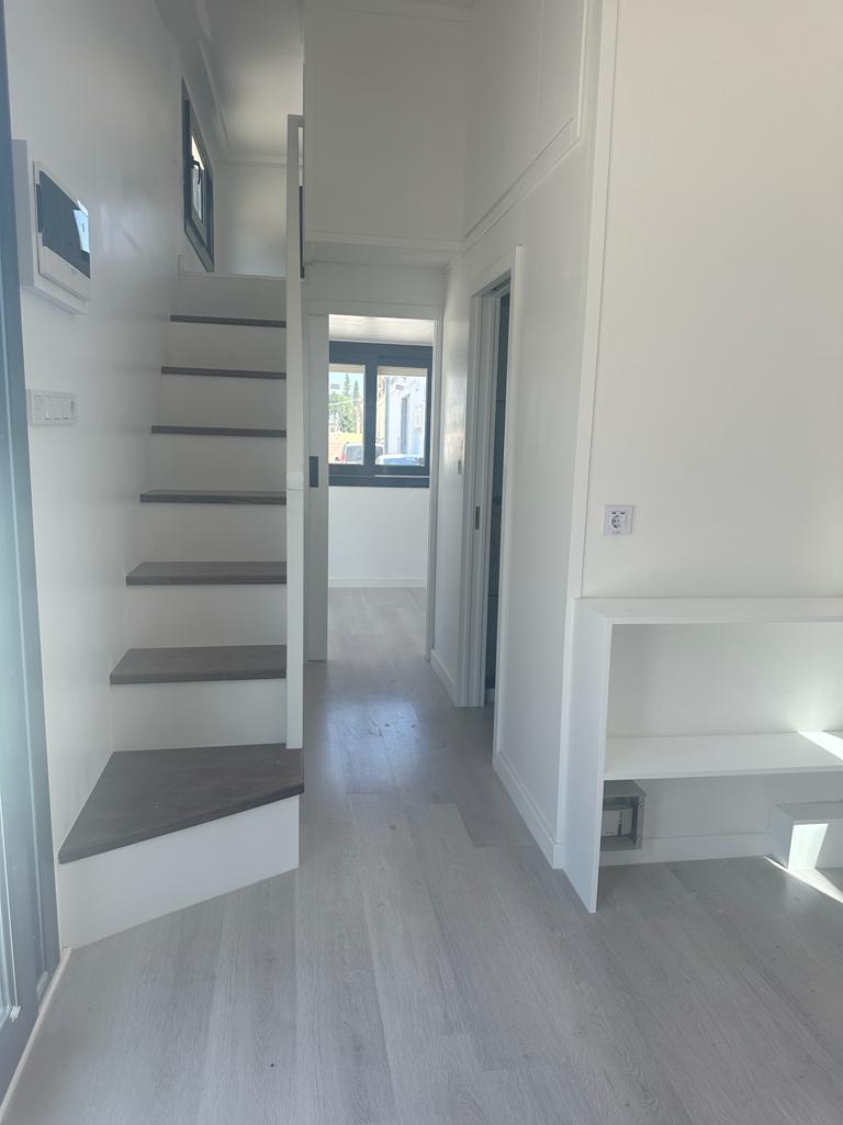 Akyaka — 9m 1 loft 1 yatak odalı teslimatı